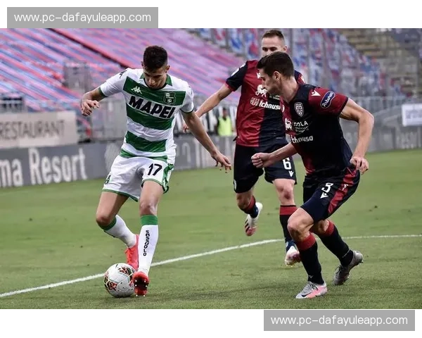 意甲交锋记录：揭秘豪门恩怨与赛场传奇